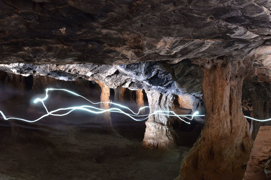 milatos-cave